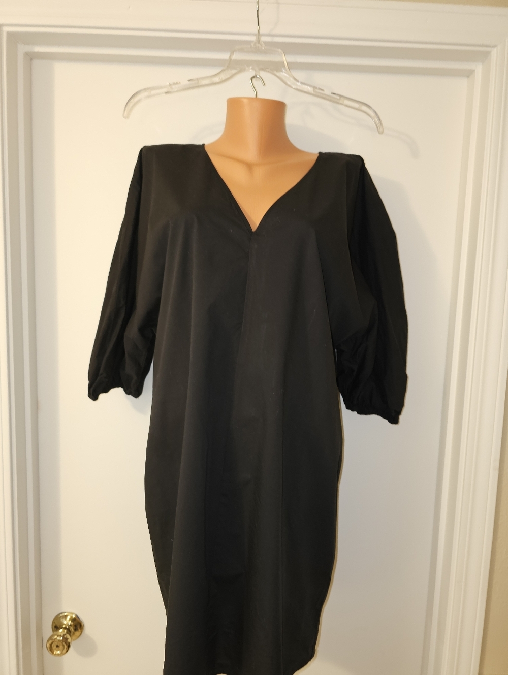 H&M Black V-Neck Puff Sleeve Tunic